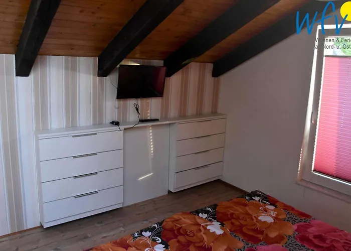 Having Feriehus Sellin (Rugen)