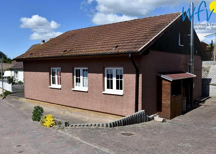 Having Feriehus Sellin (Rugen)